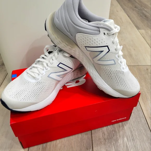 New Balance | Shoes | Nwt New Balance 52v7 Running Sneakers 